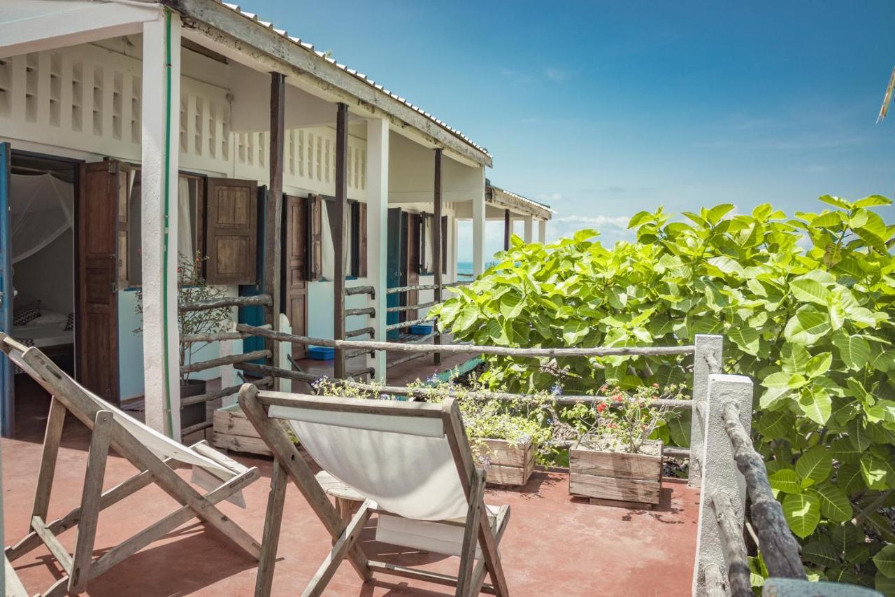 Chez Senga Hotel Madirokely  Exterior photo