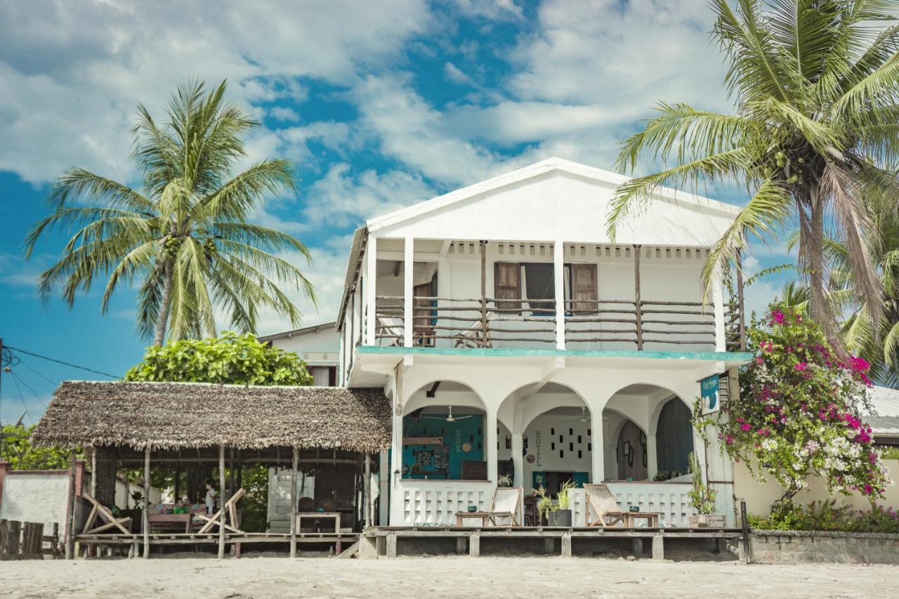 Chez Senga Hotel Madirokely  Exterior photo